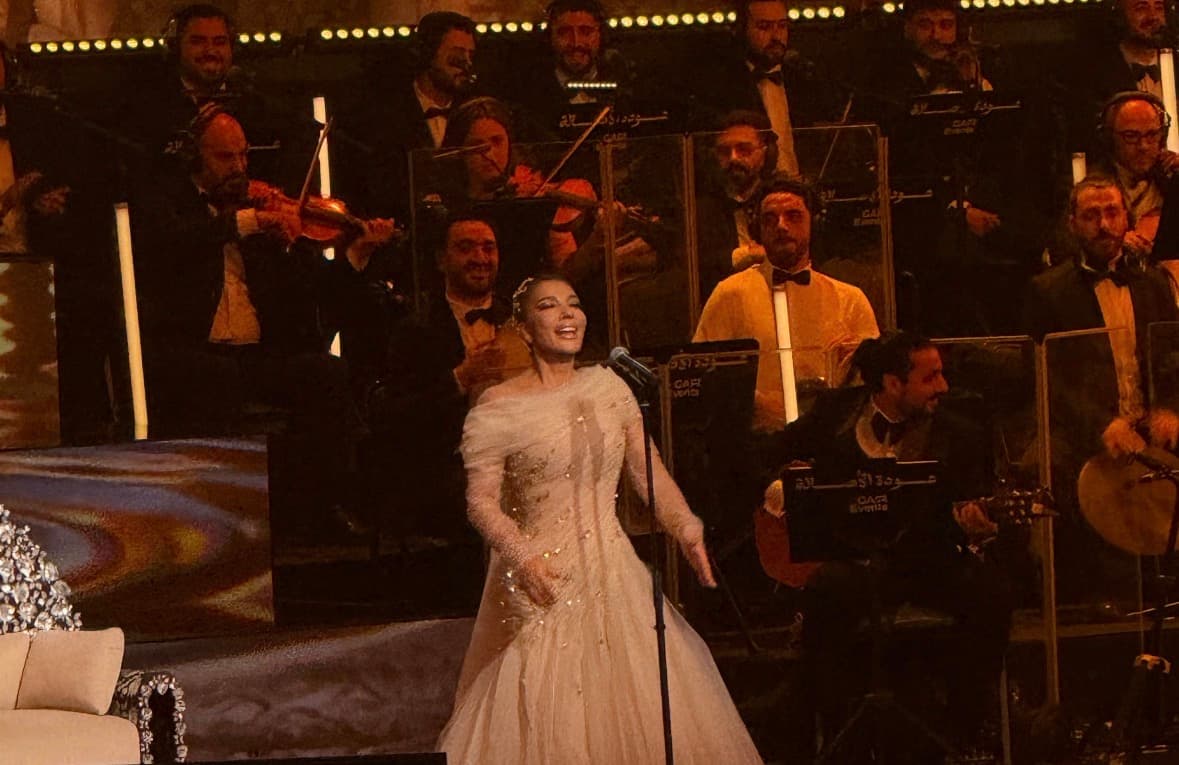 Assala Nasri performs before a packed Al-Fayhaa Sports Hall in Damascus, September 2026 © Celine Kassem